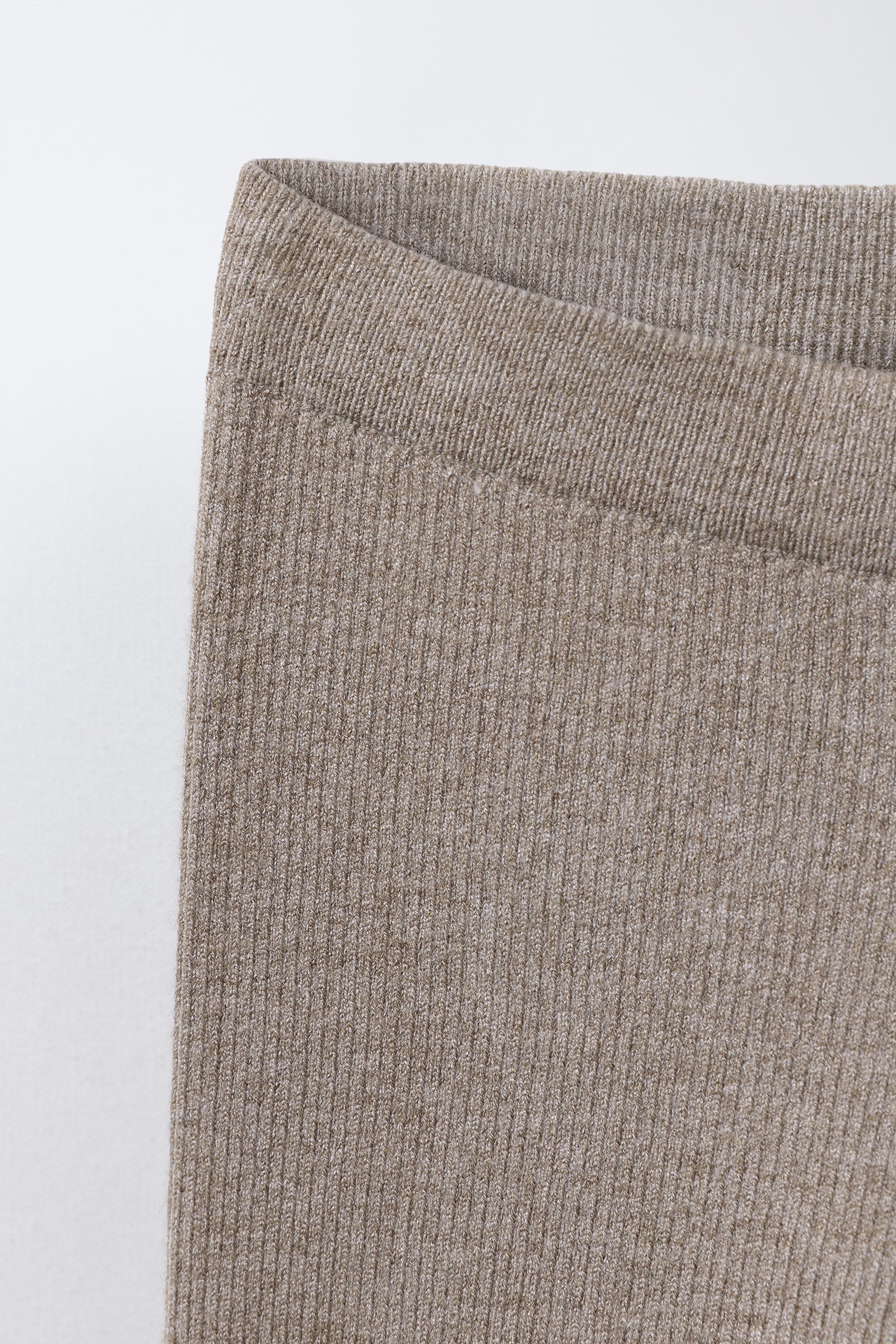 LEGGING EN MAILLE CÔTELÉE